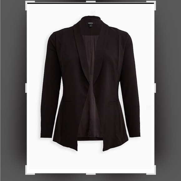 Torrid Studio Crepe Jersey Classic Shawl Collar Blazer - Picture 6 of 11